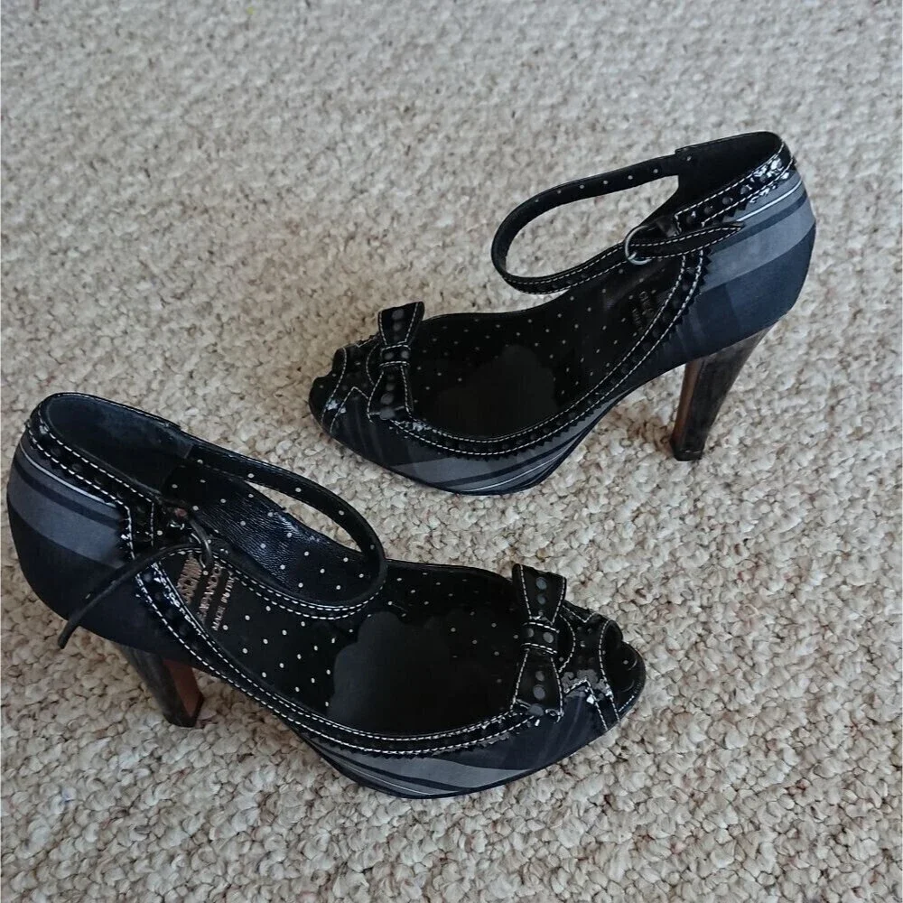 Moschino black & white plaid peep toe Mary Jane size 6